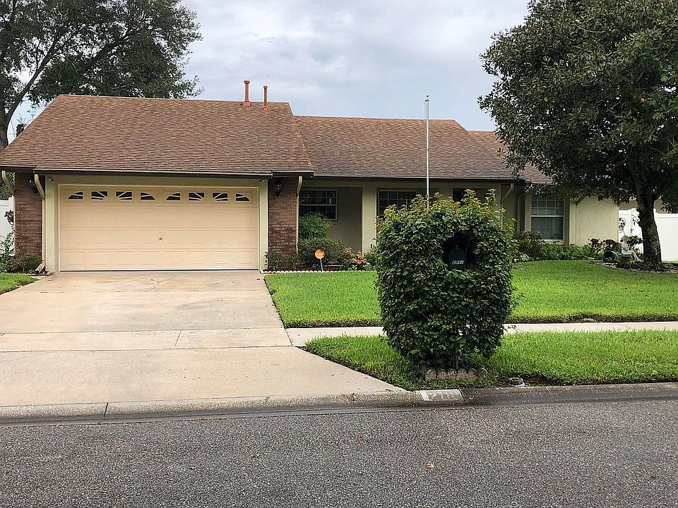 1st image of 2711 Bay Leaf Dr