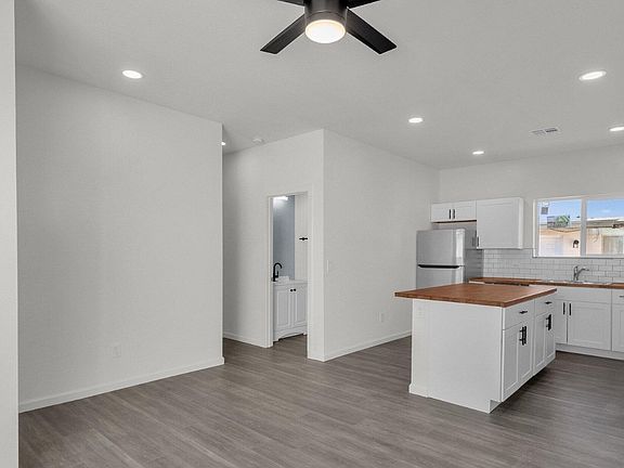 3rd image of 220 4th Ave E #1
