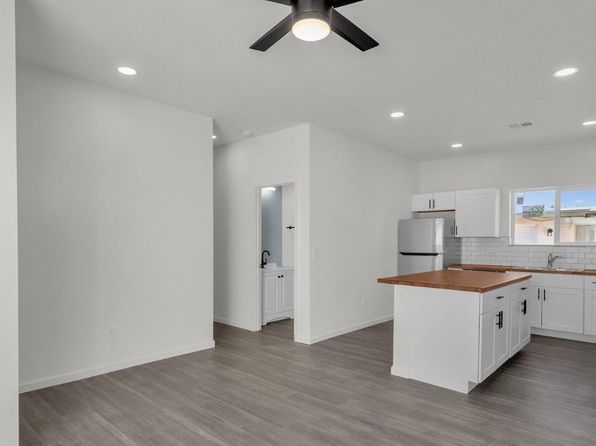 220 4th Ave E #1