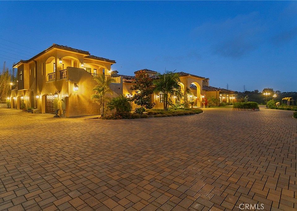 1st image of 6884 Poco Lago