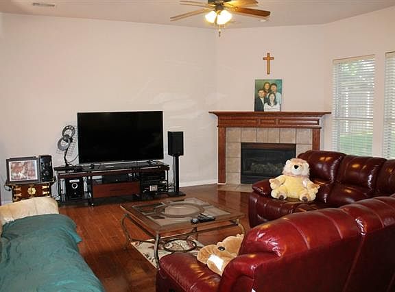 5th image of 6005 Park Ln