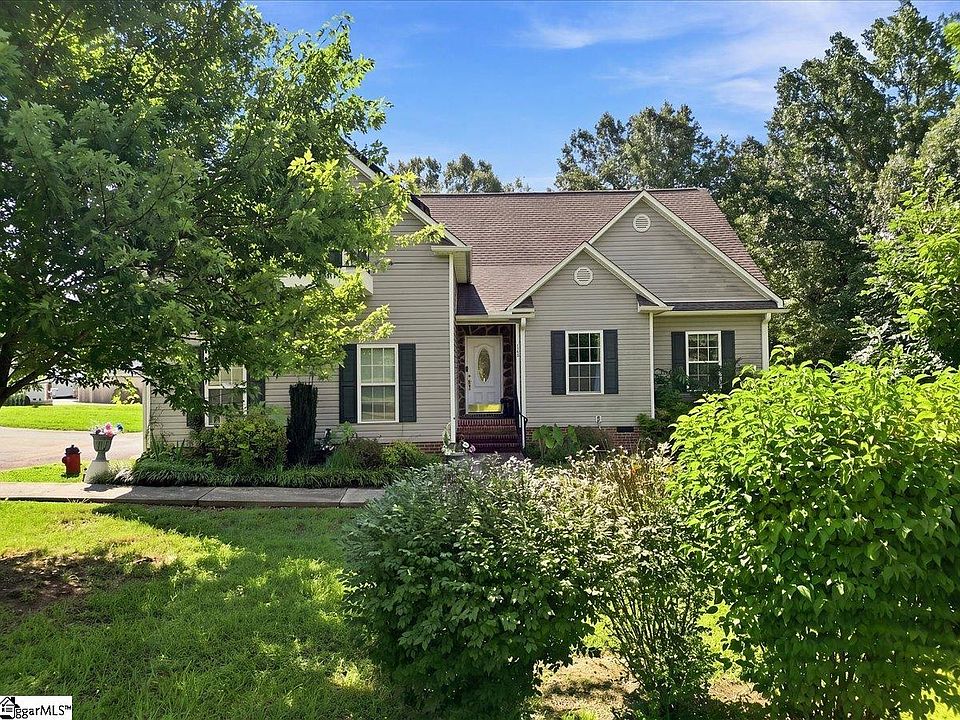 1st image of 185 Williams Dr
