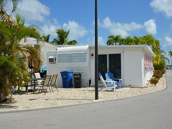 5th image of 701 Spanish Main Dr #395
