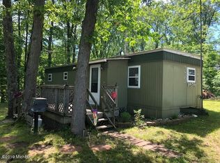 7551 S 1 1/2 Rd, Harrietta, MI 49638