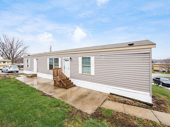 3rd image of 225 S Sandusky St Lot 60