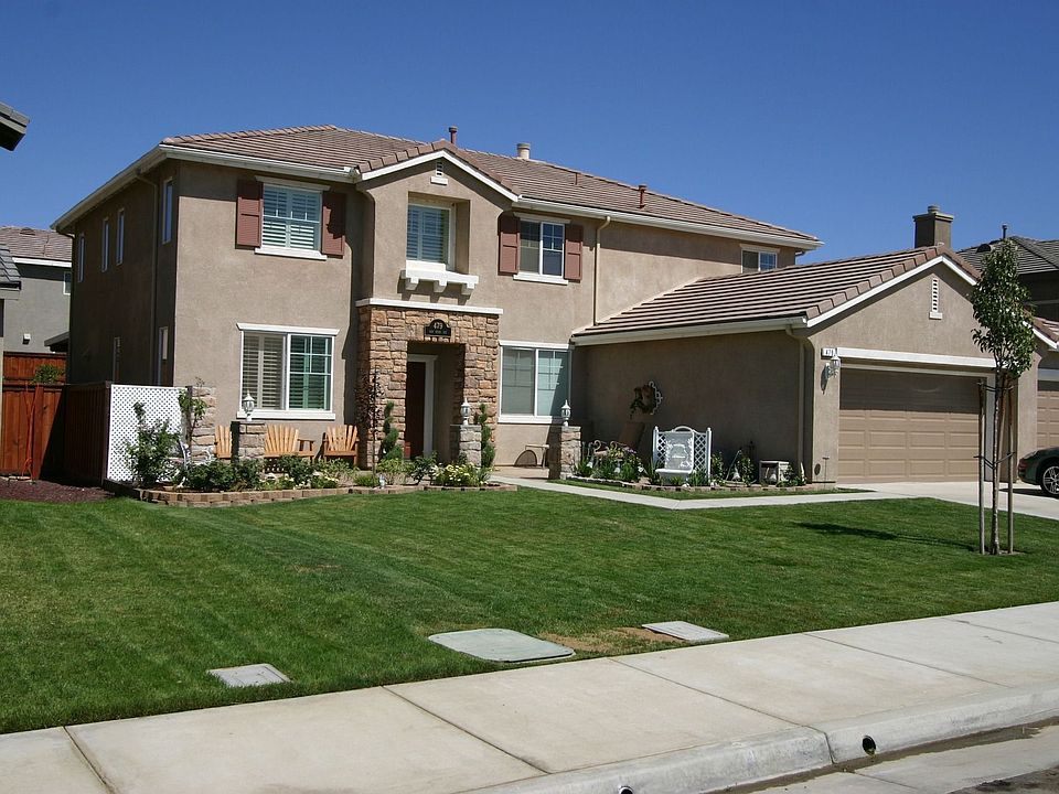 1st image of 479 San Remo Ave