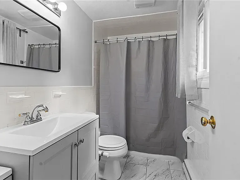 163 Chadsey Rd — Photo 3