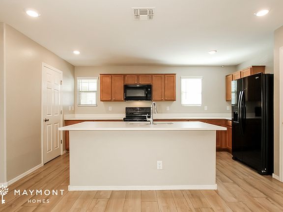 5th image of 16240 W La Ventilla Way