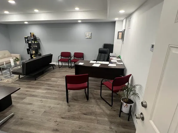 2800 Kennedy Boulevard image 5 of 10