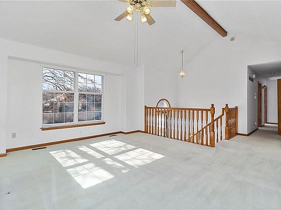 3rd image of 18316 E 31st Terrace Dr S