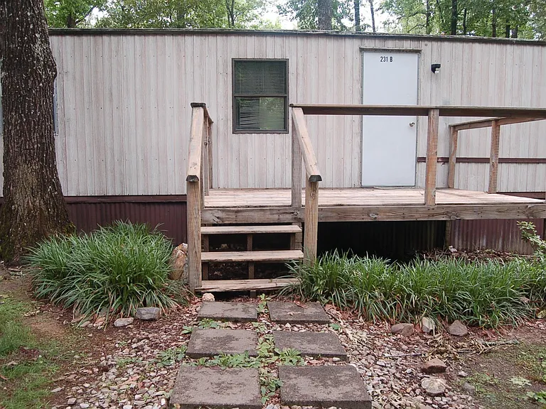 231 Tom Trl — Photo 3