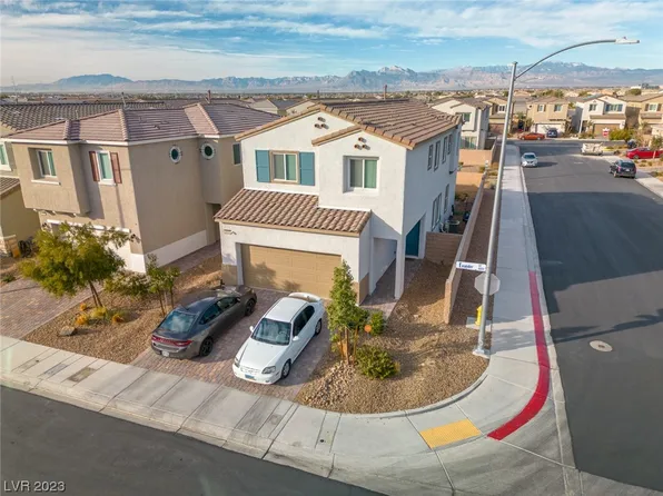 6649 Evander St, North Las Vegas, NV 89086