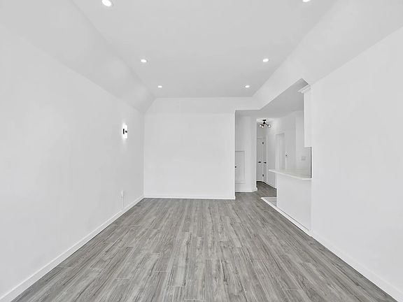5th image of 116-27 168th St #A