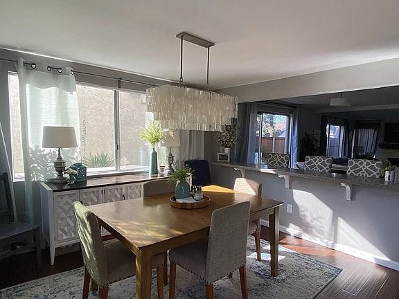 3rd image of 10585 Porto Ct