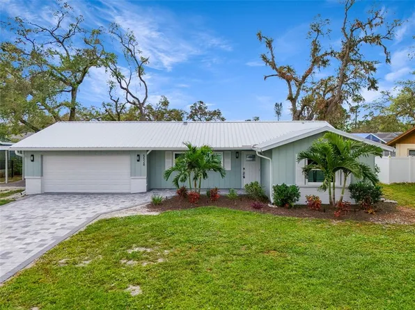 5528 Briarcliff Dr, Sarasota, FL 34232