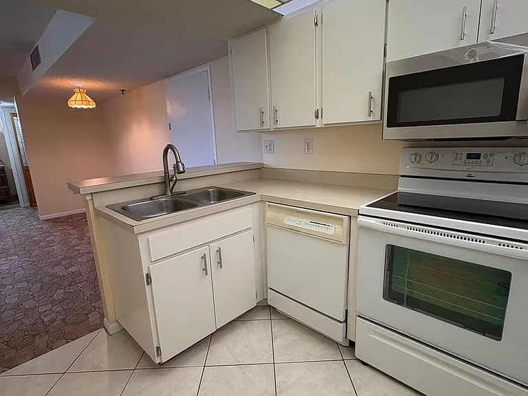 21405 Olean Blvd #333 — Photo 10
