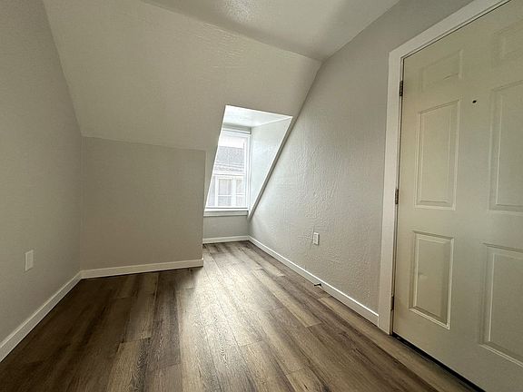 4th image of 2317 Grand Ave #5