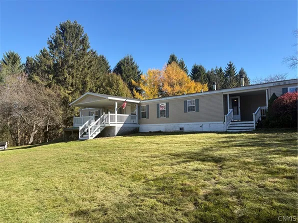 5176 Hill Rd, Hamilton, NY 13346