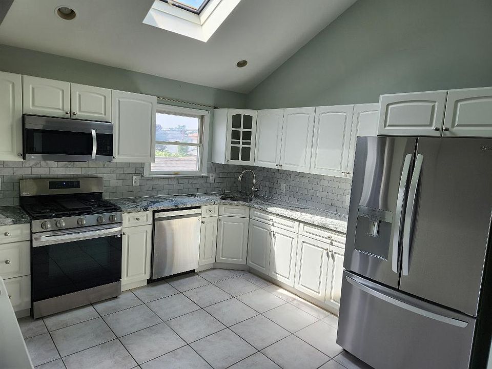 239 Elm Pl, Mineola, NY 11501 Zillow