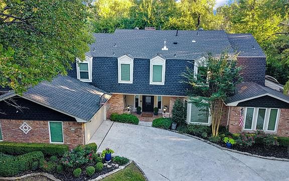 4th image of 3218 Greenleaf Ct