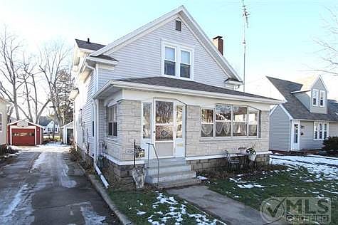 1st image of 17 Wiltshire Ave
