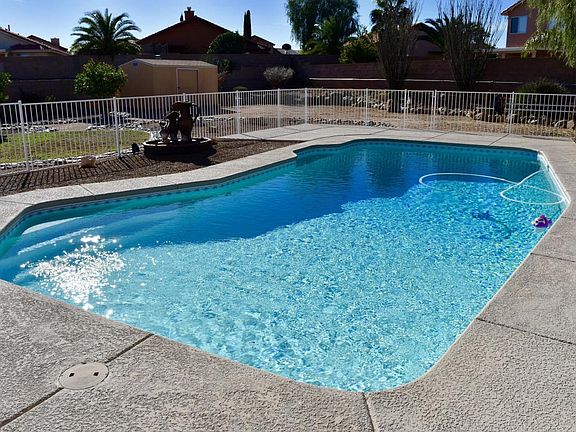 3rd image of 9198 E Sugarberry Pl