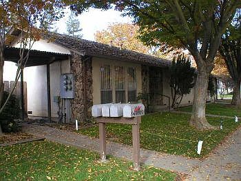 1st image of 1413 Yarmouth Dr