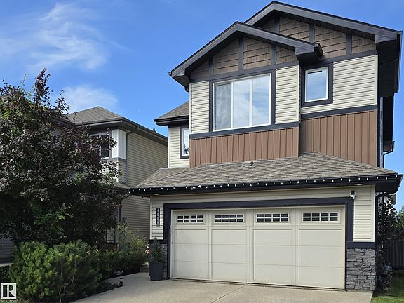 3rd image of 4006 Charles Pl SW