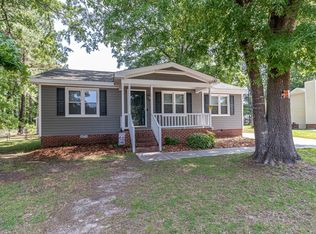 410 Barbour Rd, Smithfield, NC 27577