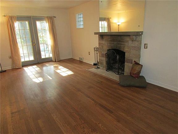 2nd image of 2333 Birtley Ave