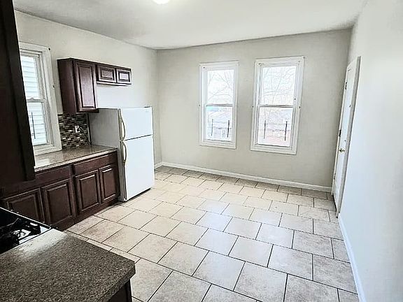 3rd image of 144 Johnson Ave Floor 2