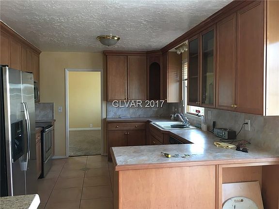 5th image of 701 Griffith Ave #0
