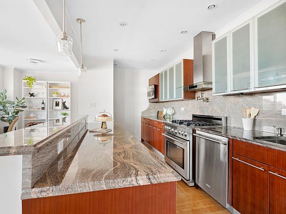 4th image of 301 W 115th St APT 4C