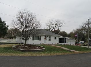 207 E Lancaster St, Filley, NE 68357