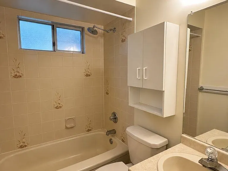 4817 Georgia St — Photo 21