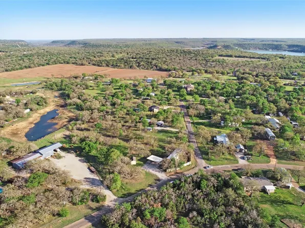 17 Love Ramp Rd, Palo Pinto, TX 76484