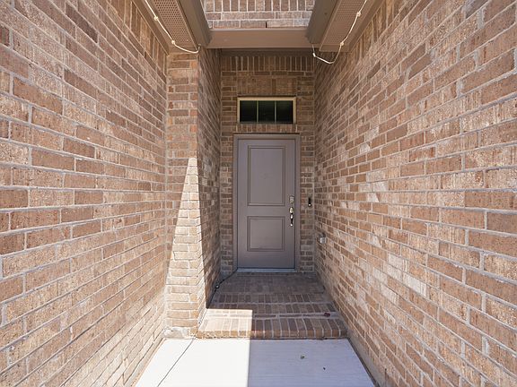 3rd image of 11536 Harp Ln