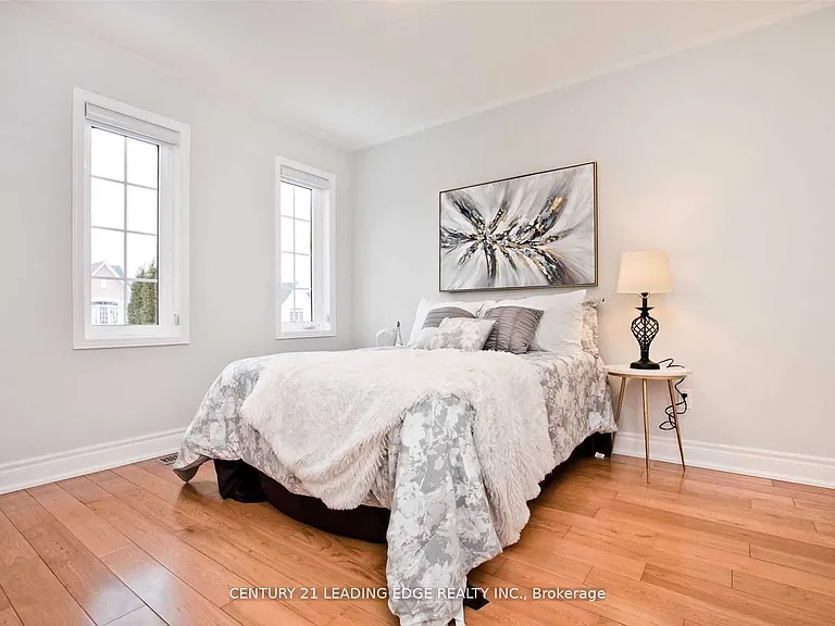 40 Kentley St — Photo 17