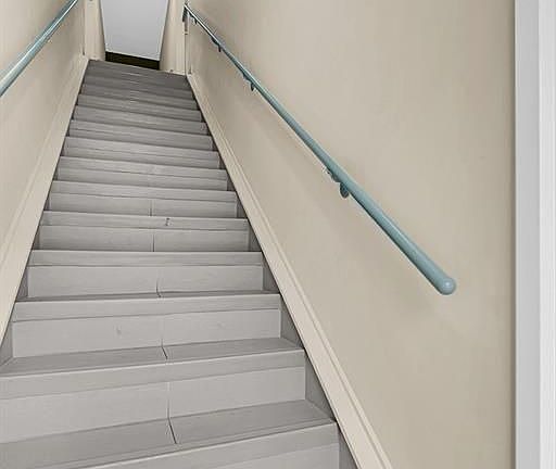 4th image of 550 Sandison St #72