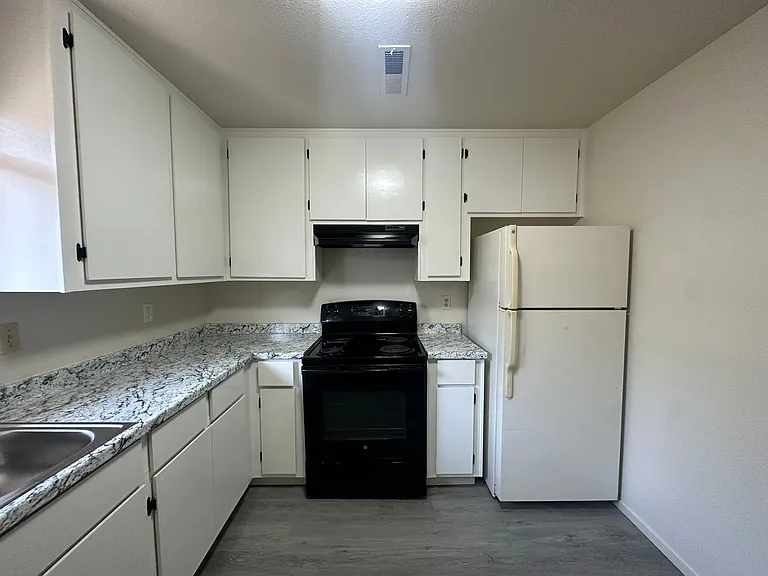 114 S Parsons Ave #G — Photo 18