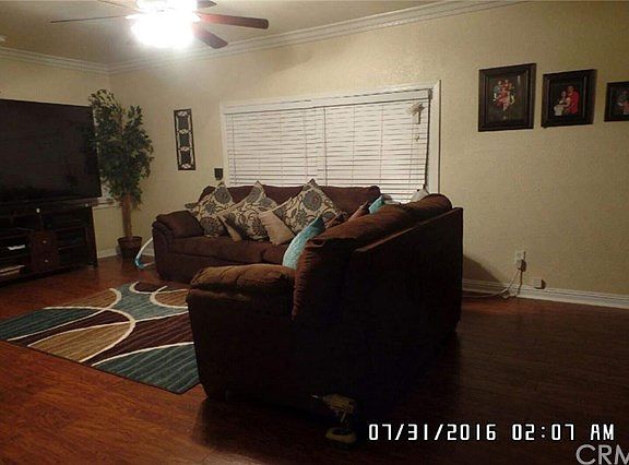 16167647_1