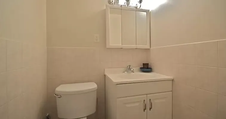 Rented by REAL New York | media 24
