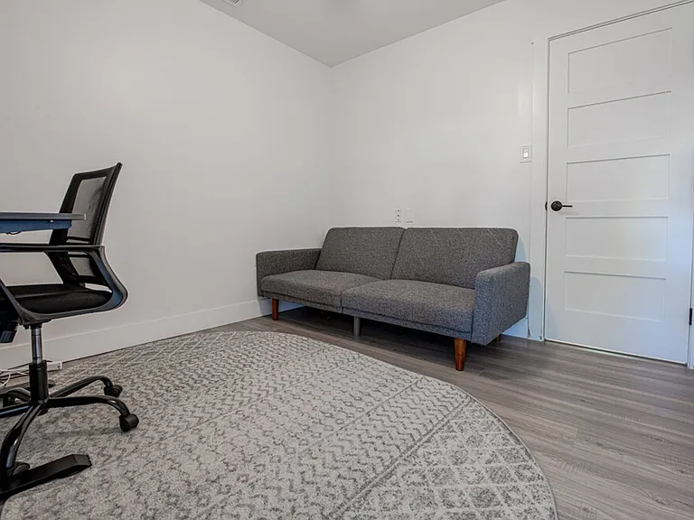 122 Havana St — Photo 13
