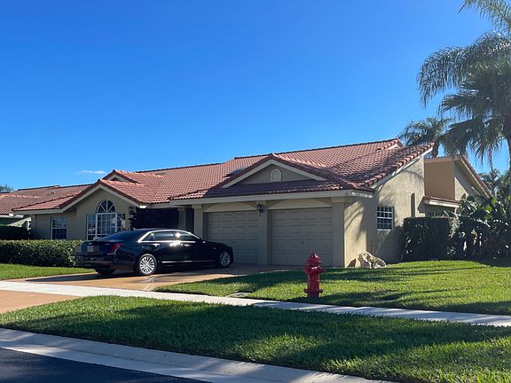 2nd image of 6215 Golf Villas Dr