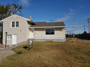 201 E 25th Street Ter, Hays, KS 67601