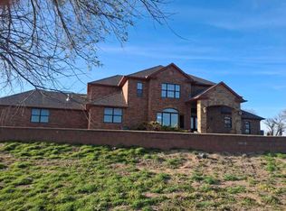 13691 E 630th Rd, Hennessey, OK 73742