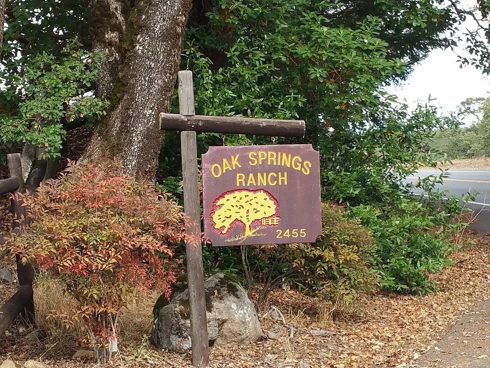 2455 Calistoga Rd