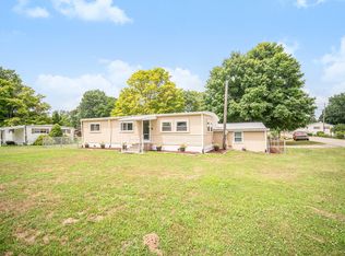 1350 Hickory Rd, Hillsdale, MI 49242