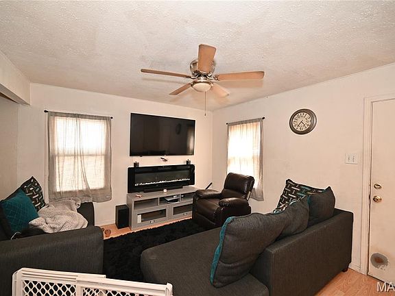 2nd image of 3529 Saint Joachim Ln