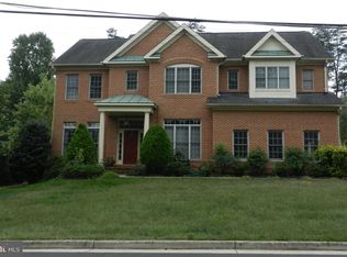 9393 Weirich Rd, Fairfax, VA 22032